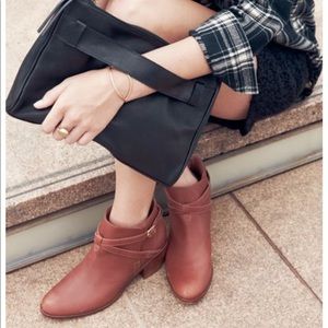 Madewell x Sezane leather boots